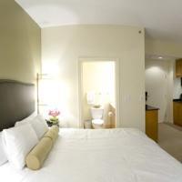 Hotel Suites At 1 King West
