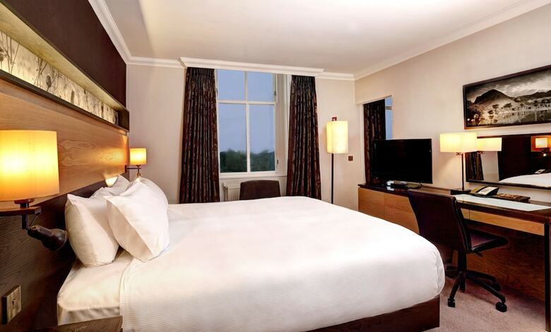 Doubletree By Hilton Dunblane Hydro Hotel