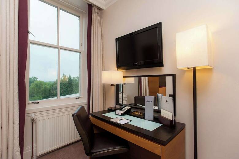 Doubletree By Hilton Dunblane Hydro Hotel