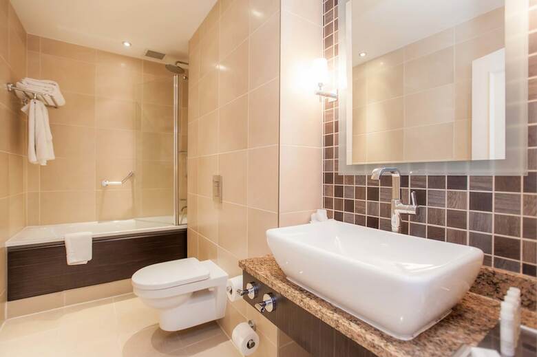 Doubletree By Hilton Dunblane Hydro Hotel