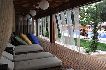 Hotel Amara Wing Resort