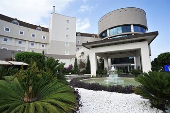 Hotel Amara Wing Resort