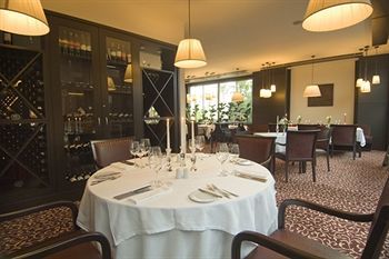 Hotel Amara Wing Resort