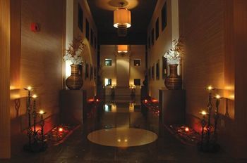 Hotel Amara Wing Resort