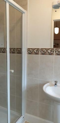 Hostal Moray Park Guest House