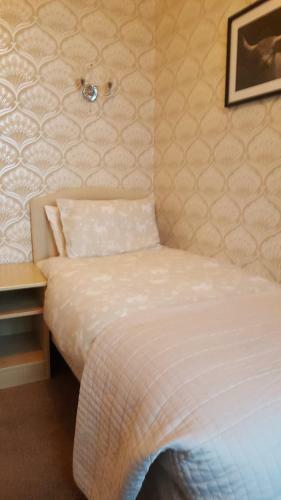 Hostal Ivanhoe Guest House