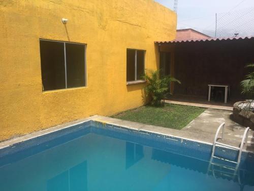 Casa En Temixco Morelos, Alberca Privada Y Asador.