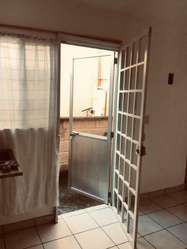 Casa Semiamueblada En Cuernavaca Morelos Cerca Del Tec de Monterrey