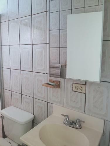 Habitaci�n Econ�mica En Playas