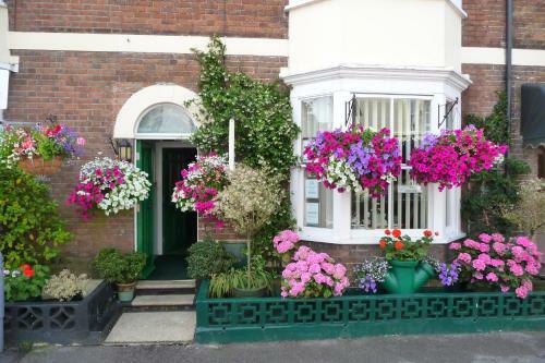 Hostal Cornubia Guest House
