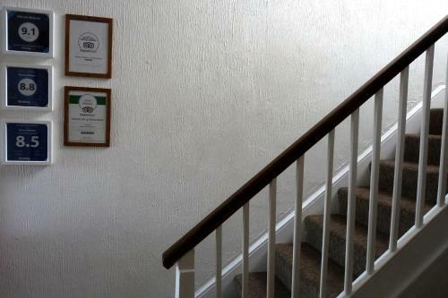 Hostal Aaran House