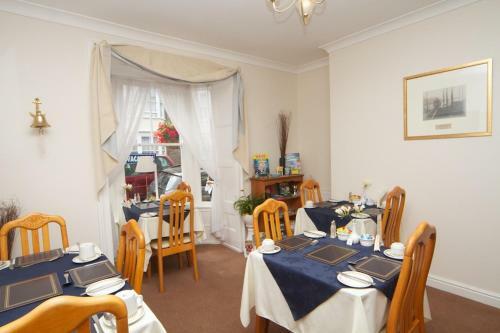 Hostal Cunard Guest House