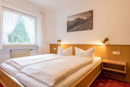 Hostal Landhaus Almrausch