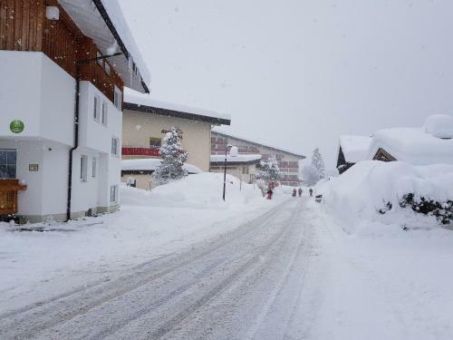 Hostal Landhaus Almrausch
