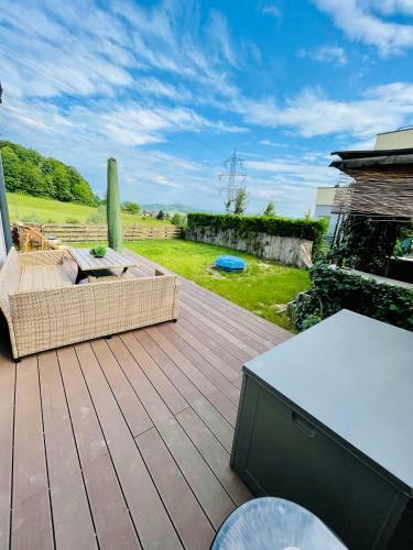 Apartamento G�stetraum Mit Wundersch�nem Ausblick Und Garten