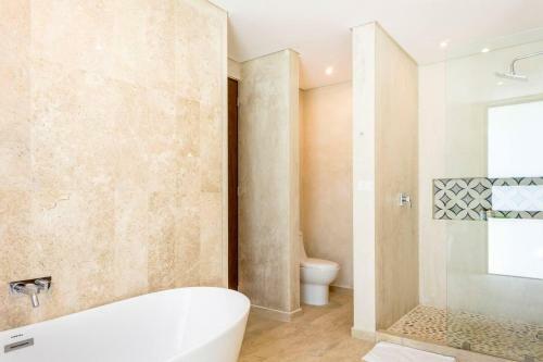 Stylish 2bd With 360 Infinity Pool And Sunset View Wifi