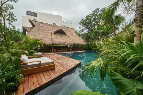 Apartamento Jungle Luxury Tulum Condo: Private Pool & Jacuzzi