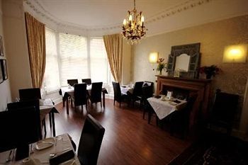Hostal Fraoch House
