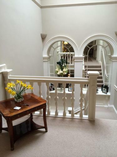 Bed & Breakfast Claremont House