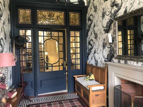 Bed & Breakfast Claremont House