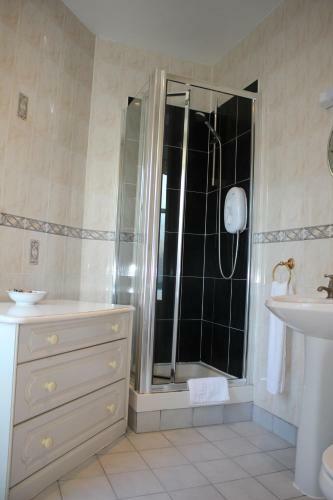 Ardmillan Hotel