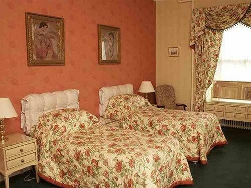 Ritz Hotel
