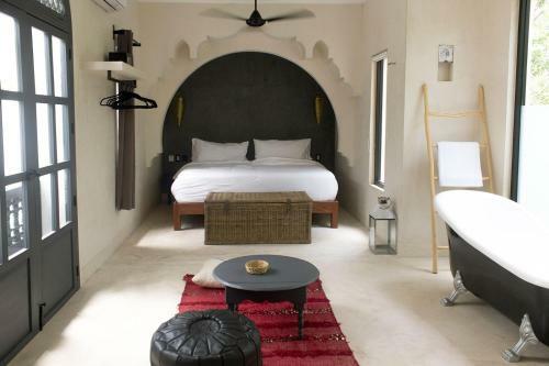 Moroccan Vacation Home For 16 Guests!