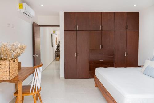 Blue Luxury Kukulkan Apartments