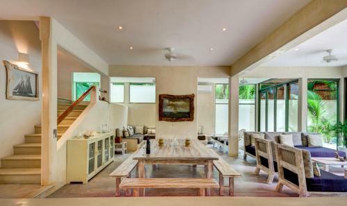 Beachfront Villa - Soliman Bay
