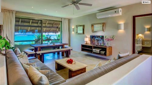 Beachfront Villa - Soliman Bay