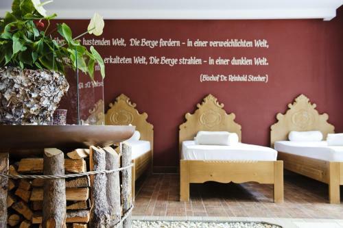 Apartamento Sepp & Hannis Suiten Im Dorf