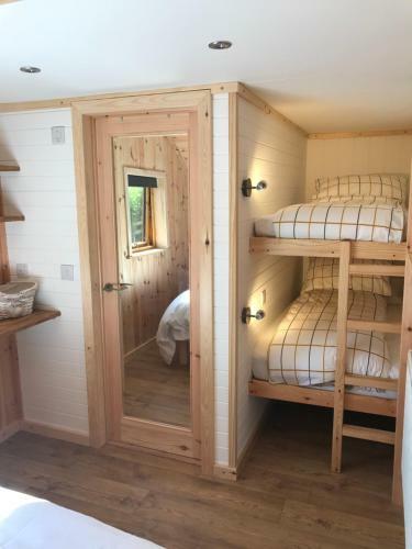 Orchard Glamping