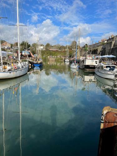 'our Daddy' Historic Boat In Charlestown Harbour