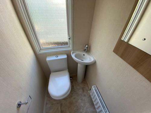 8 Berth Caravan Skegness Golden Palm Resort