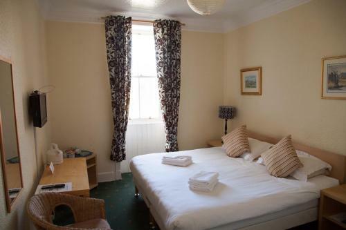 Hostal Garfield Guest House