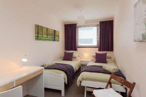 Logie Green Road Apartment