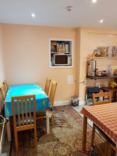 Hostal Dalry Guesthouse