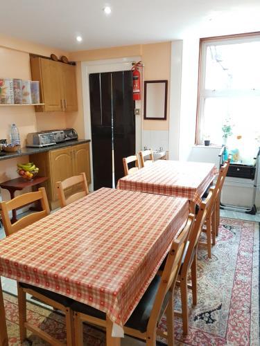 Hostal Dalry Guesthouse