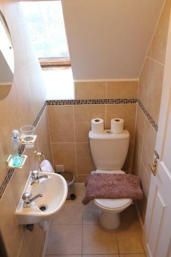 Hostal Marchfield Guest House