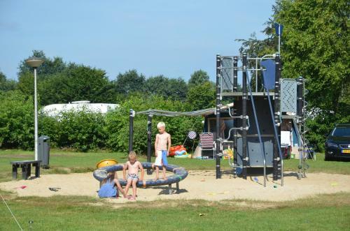 Lodge 4 Personen Camping de Molenhof