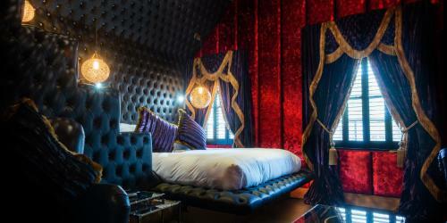 Hotel Crazy Bear Beaconsfield
