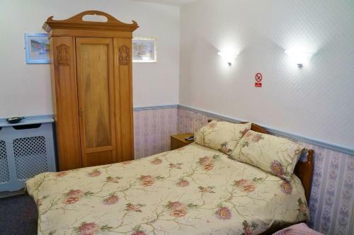 Bed & Breakfast The Captain Guesthouse