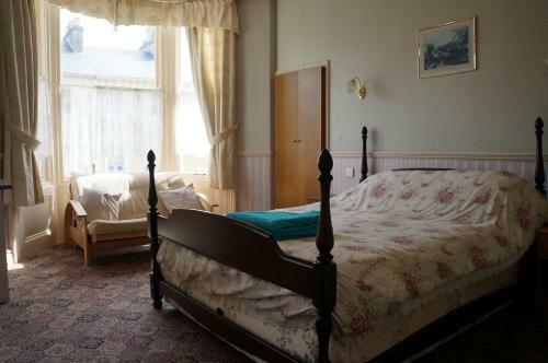 Bed & Breakfast The Captain Guesthouse