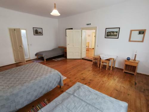 Agroturismo Burg Apartments Meschen