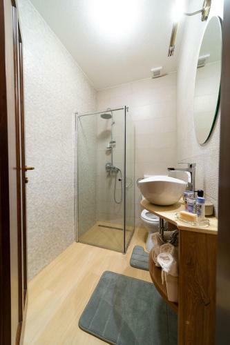 Central Harmony Apartment