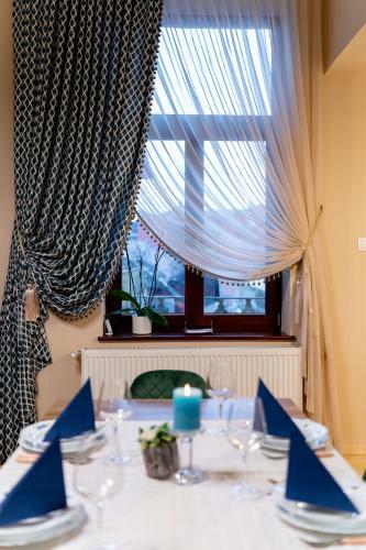 Central Harmony Apartment