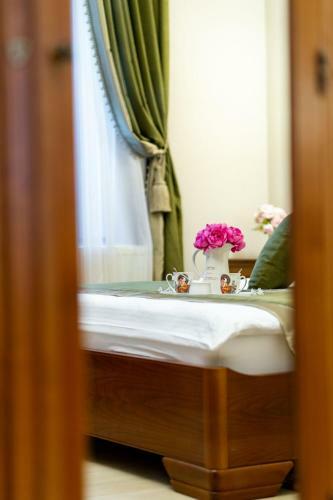 Central Harmony Apartment