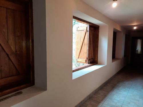Casa De Peste Ap?