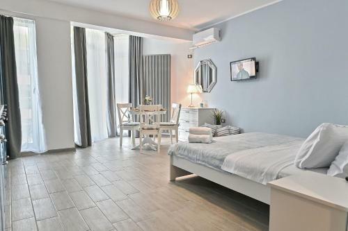 Sea Shore Apartments Alezzi Spa N Pools Beach Resort