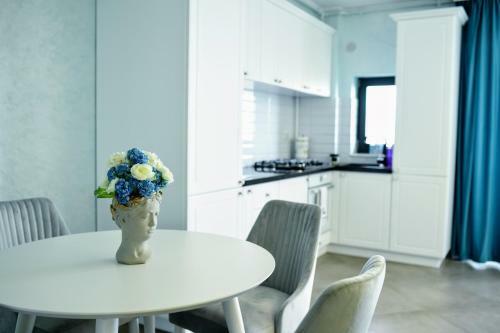Apartamento Myosotis Mamaia Studio By The Lake